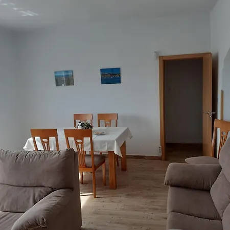 Santillan Apartament *