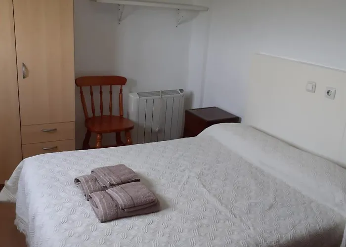 Santillan San Vicente De La Barquera