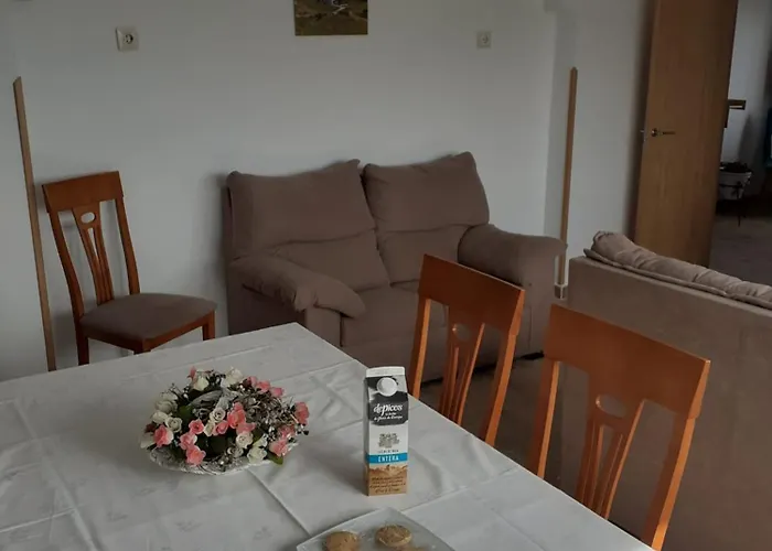 Santillan San Vicente De La Barquera