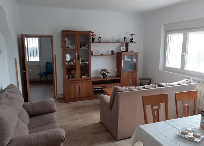 Santillan San Vicente De La Barquera