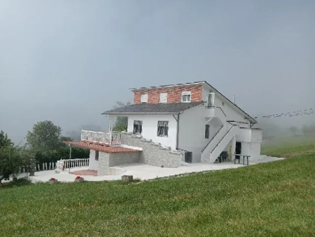 Santillan Apartment *